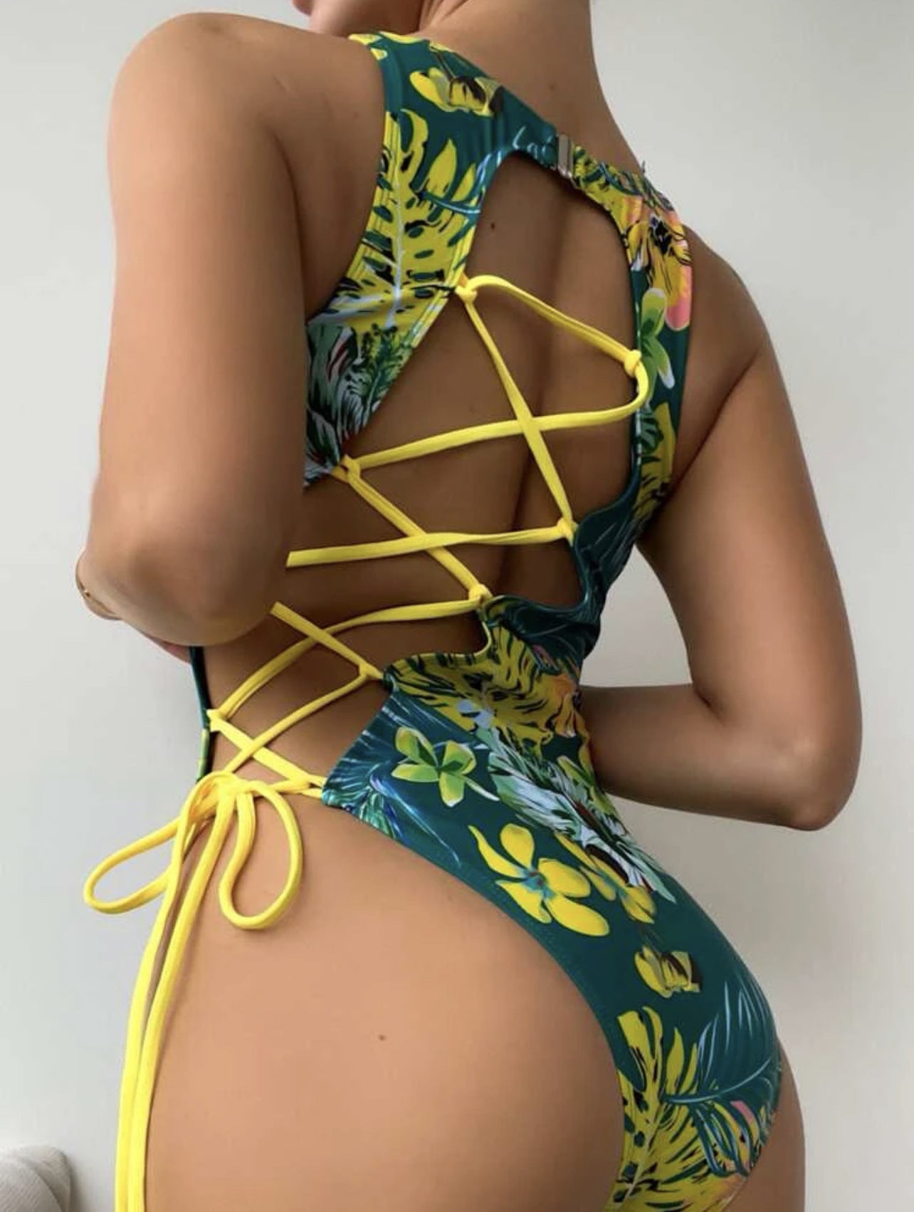New Back Hollow Out Strap One Piece Swimsuit
